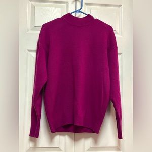 Neiman Marcus Exclusive 100% Cashmere Pullover Long Sleeves Sweater Magenta Sz L